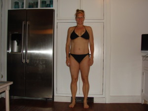 susie weight loss week 3 bikini 008